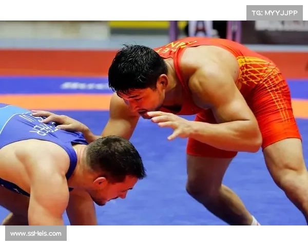 世界摔跤锦标赛：俄罗斯选手回归国际赛场，包揽自由式三金